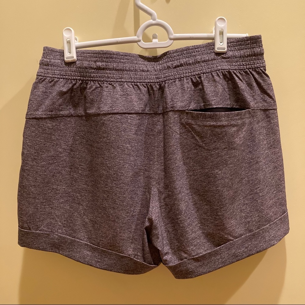 Lululemon Athletica Spring Breakaway Short - Picture 3 of 6